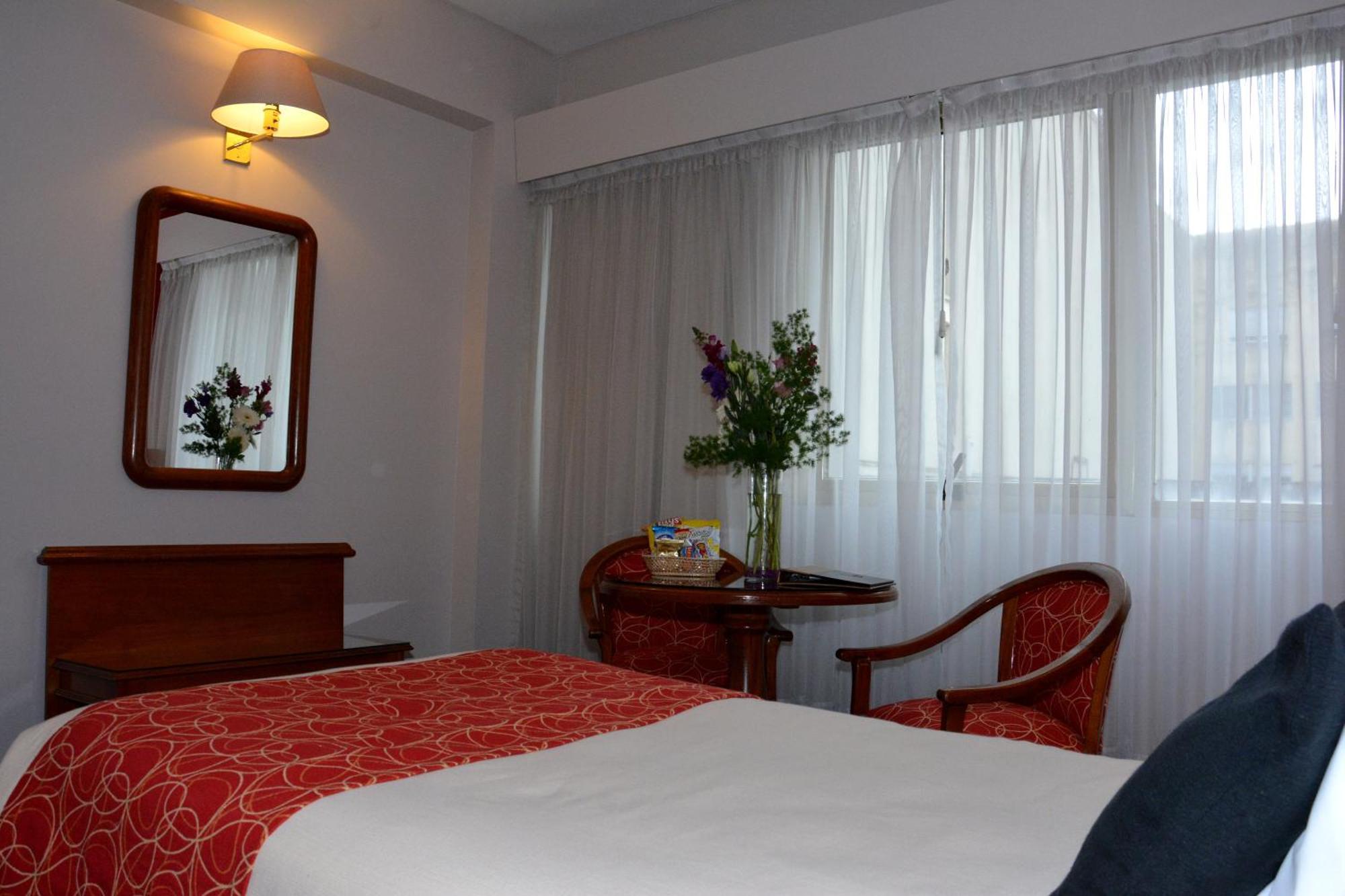 Centuria Hotel Buenos Aires Pokoj fotografie
